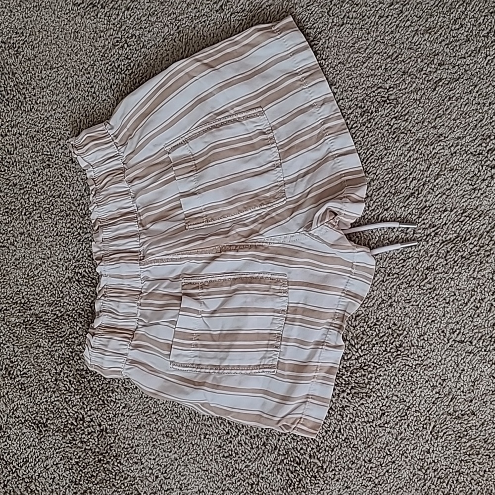 Drawstring Pull On Shorts - Picture 5 of 10